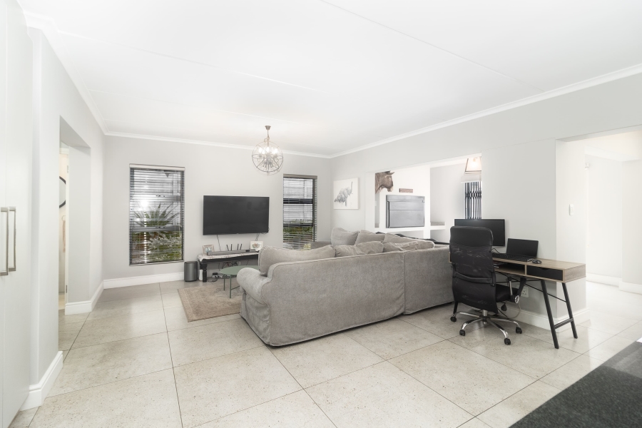 3 Bedroom Property for Sale in Protea Heights Western Cape